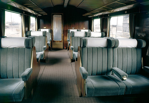 Deutsche Bundesbahn - 1. Klasse Abteil 1962