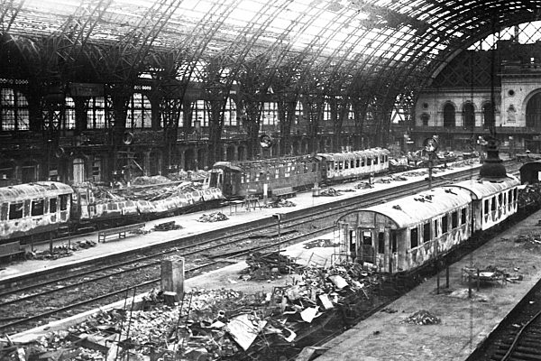 II. WK - Luftangriffe auf Dresden 1945