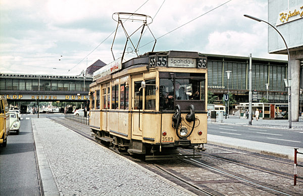 West-Berlin - Bahnhof Zoologischer Garten 1966