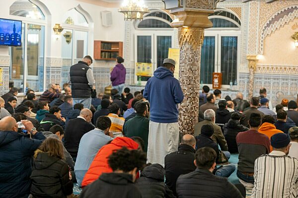 Besuch in der Abu-Bakr Moschee in Frankfurt/Main