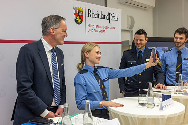 Erste Influencerin der Polizei Rheinland-Pfalz vorgestellt