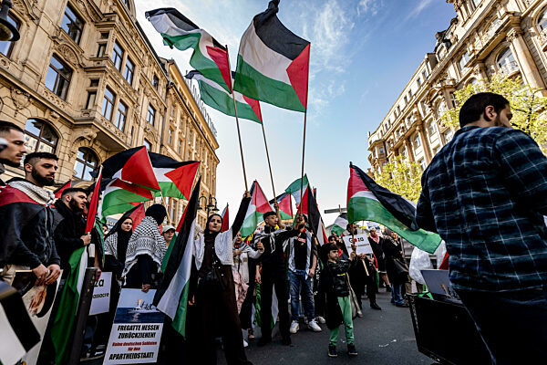 Rund 750 Personen bei Frankfurter Al-Kuds-Demonstration