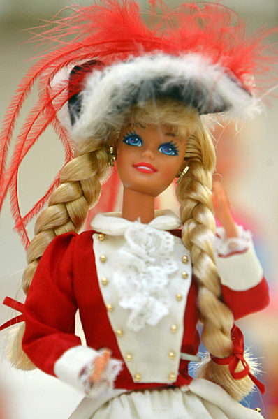 Ausstellung "Busy Girl - Barbie macht Karriere"