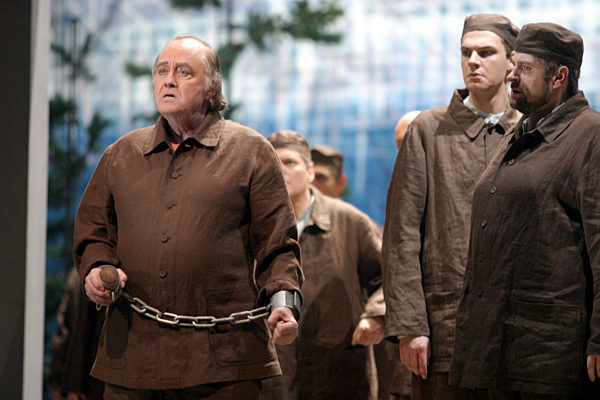 Deutsche Oper - "Aus einem Totenhaus"