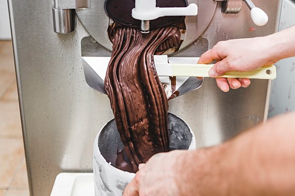 Making ice cream at an ice cream parlour