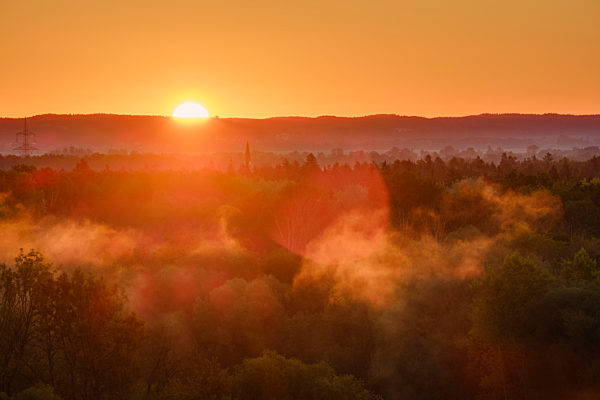 Germany, Upper Bavaria, Isar floodplains at sunrise