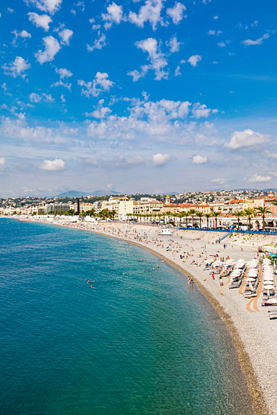 France, Provence-Alpes-Cote d'Azur, Nice, Promenade des Anglais, beach