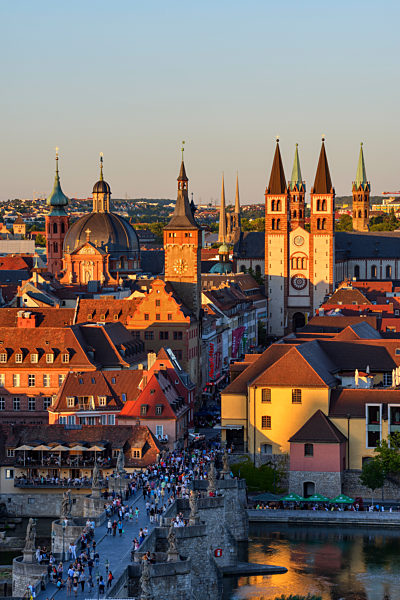 Germany, Bavaria, Franconia, Wurzburg, Historic old town at sunset