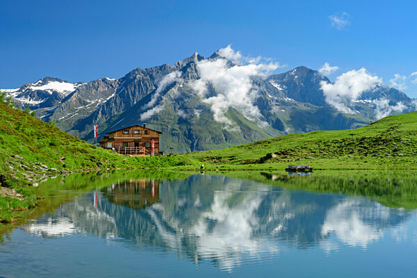 Scenic view of Berger See in spring with Bergerseehutte in background