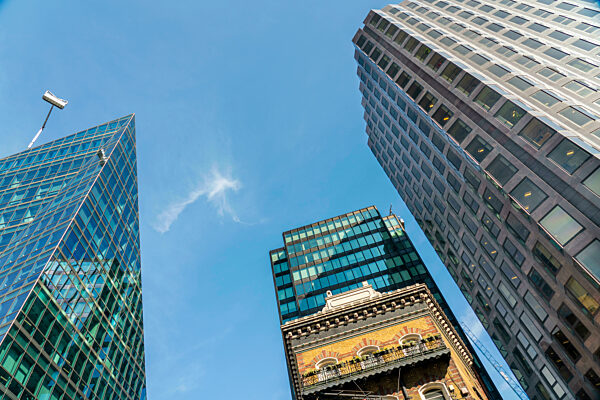 UK, England, London, Modern skyscrapers at Queen Victoria Street