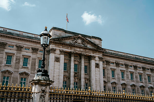 UK, England, London, Facade of Buckingham Palace