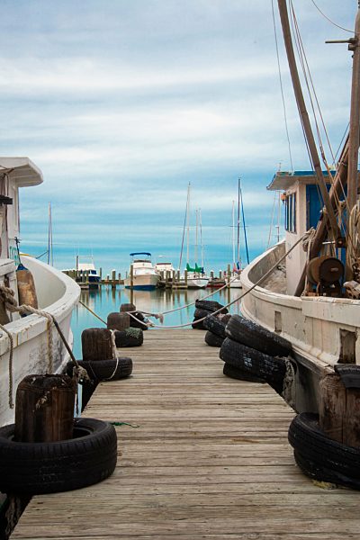 USA, Texas, Rockport-Fulton, Fishing boats at Gulf of Mexico