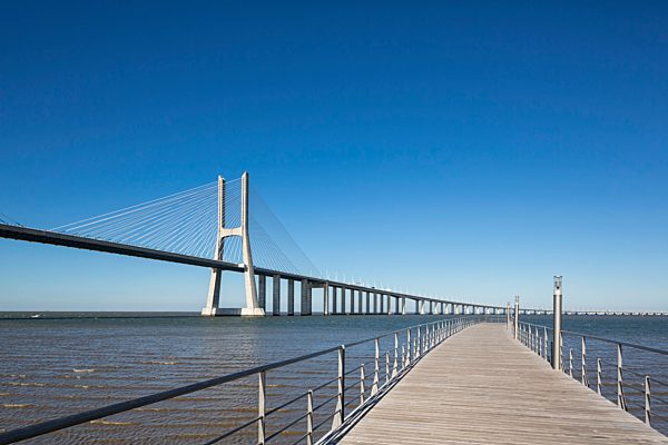 Portugal, Lisbon, View of Vasco da Gama bridge at River Tagus