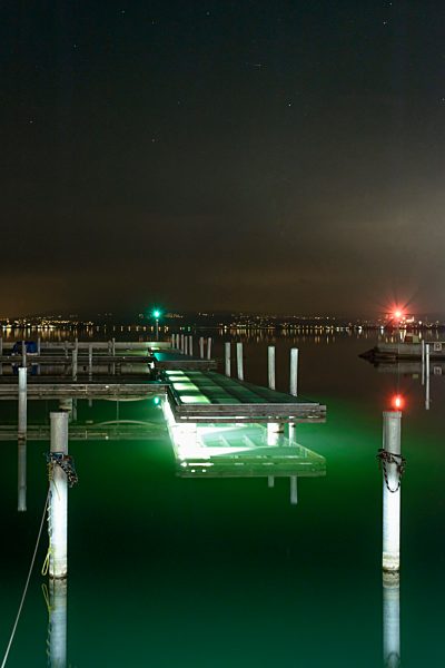 Switzerland, Lachen, View of harbour at night