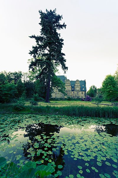 Germany, Lower Saxony, Schledehausen, Bissendorf, Schelenburg, Moated castle