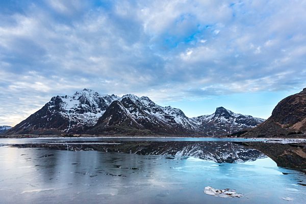 Norway, Lofoten, Coastline of Vestvagoy