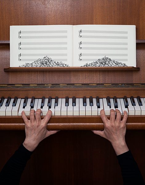 Germany, Bavaria, Woman playing piano, fear of failure