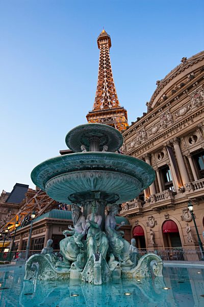 USA, Las Vegas, Hotel Paris with fountain in foreground