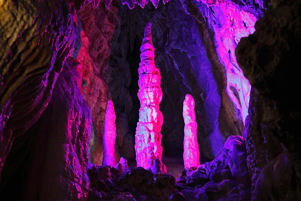 Germany, Bavaria, Franconia, Upper Franconia, Franconian Switzerland, View of Teufelshoehle cave