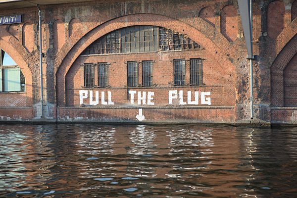 Germany, Berlin, Graffiti on building