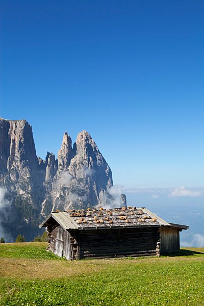 Italy, South Tyrol, Seiseralm and Schlern group