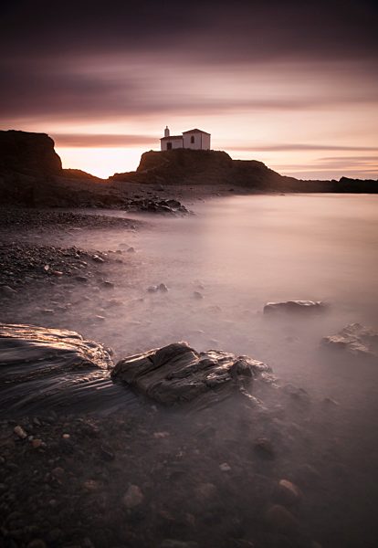 Spain, Galicia, Valdovino, chapel at the coast