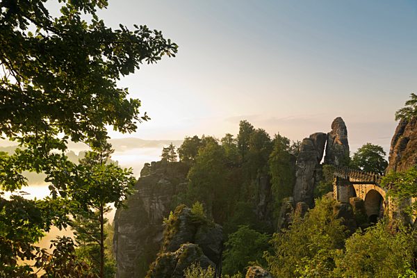 Germany, Saxony, Elbe Sandstone Mountains, view to Bastei Bridge