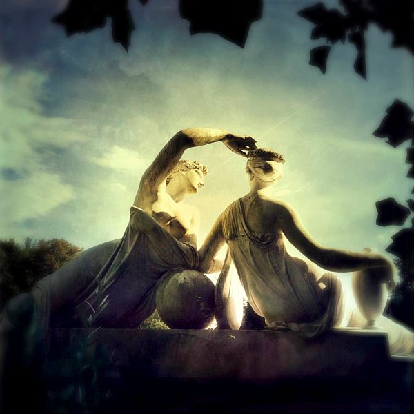 Germany, Tuebingen, Anlagensee, nymph statues