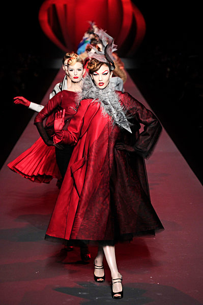 Haute-Couture Modenschauen in Paris - Christian Dior