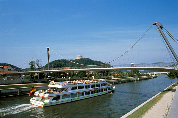 Rhein-Main-Donau-Kanal bei Kehlheim