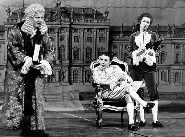 Hannelore Hoger wird 60