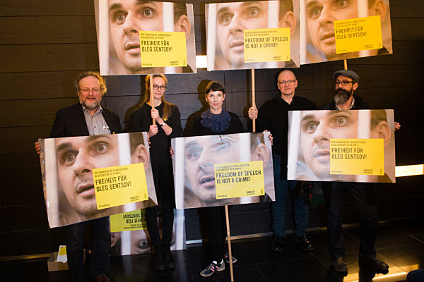 66. Berlinale - Protestaktion Amnesty International