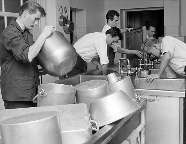 Community service in the kitchen of a hospital in Tübingen in 1962