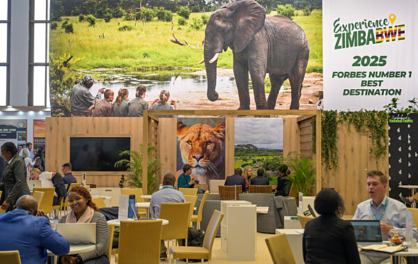 Zimbabwe, Hallenstand auf der ITB 2026. Internationale-Tourismus-Börse, Messegelände, Charlottenburg, Berlin, Deutschland