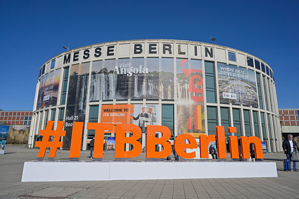 Messe Berlin, Eingang Süd, ITB 2026. Internationale-Tourismus-Börse, Messegelände, Charlottenburg, Berlin, Deutschland