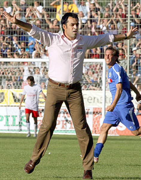 Fußball, DFB-Pokal, 1. Hauptrunde, Stuttgarter Kickers - Hamburger SV am...