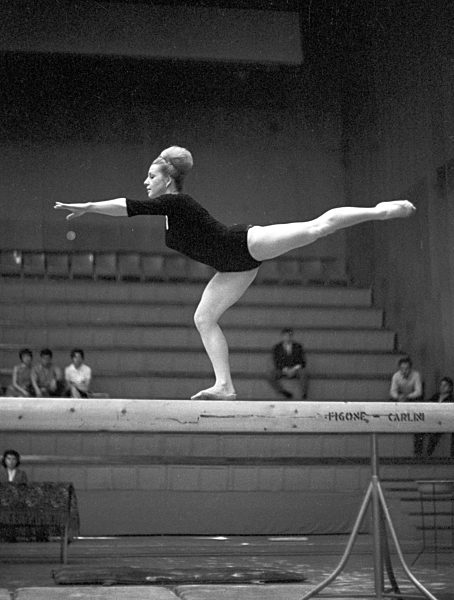 Turnen - EM 1965 in Sofia - Vera Cáslavská