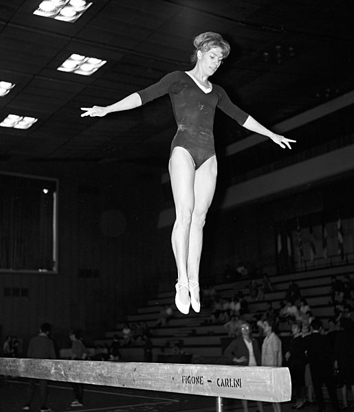 Turnen - EM 1965 in Sofia - Larissa Latynina