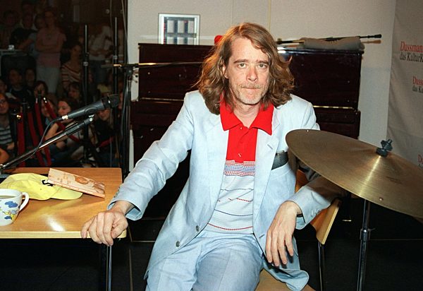 Helge Schneider im Dussmann KulturKaufhaus