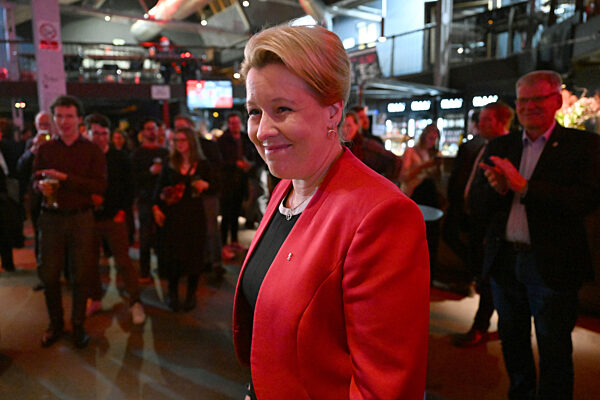 Wiederholungswahl Berlin - Wahlparty SPD