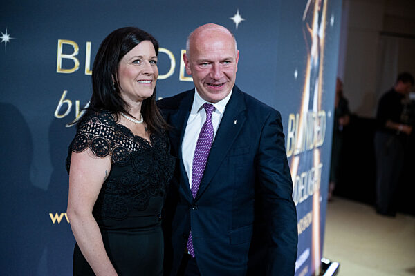 Premiere "Blinded by delight" im Friedrichstadt-Palast