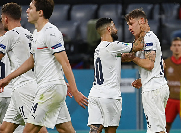 Fußball EM - Belgien - Italien