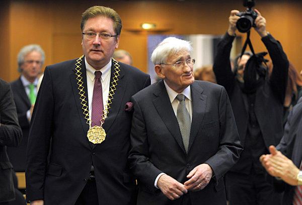 Habermas erhält Heine-Preis 2012