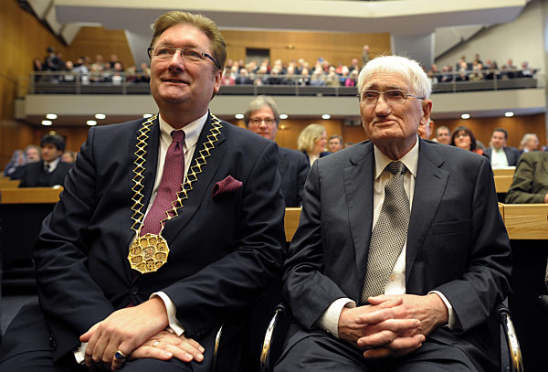 Habermas erhält Heine-Preis 2012