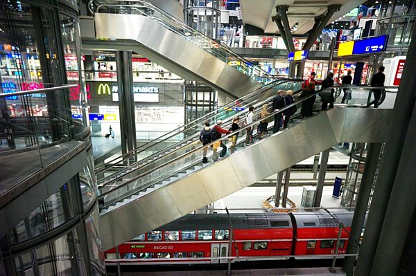 Berlin Hauptbahnhof wird fünf