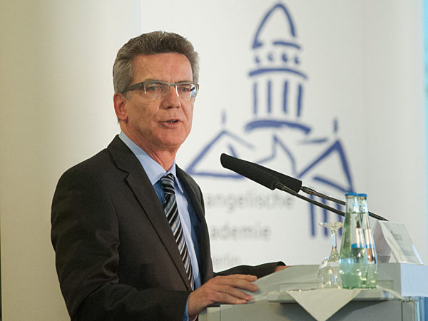De Maiziere bei Evangelischen Akademie