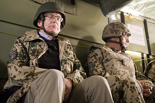 De Maiziere in Afghanistan