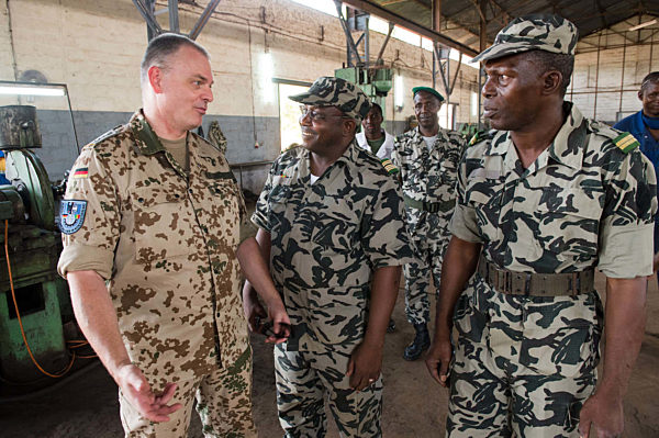Bundeswehr bildet Soldaten Malis aus