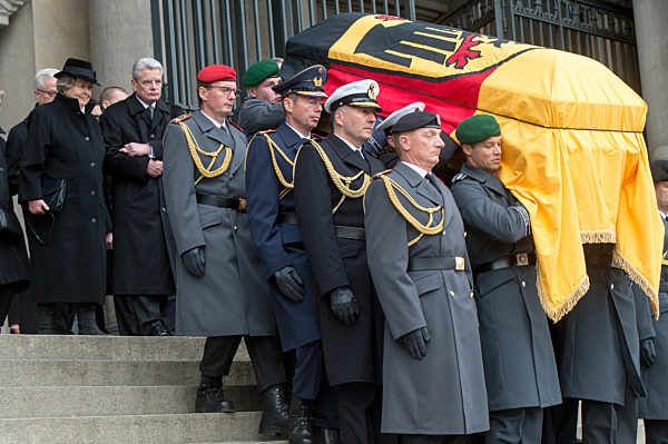 Staatsakt für gestorbenen Bundespräsidenten von Weizsäcker