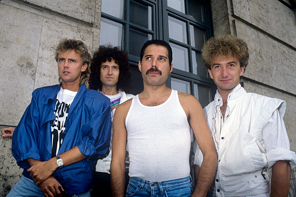Queen (v.i. Roger Taylor, Brian May, Freddie Mercury, John Deacon)